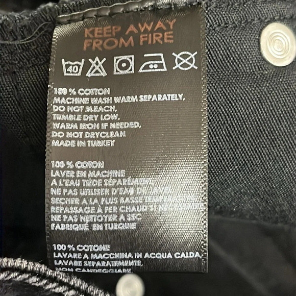 BDG Exposed Button Fly Raw Hem Distressed Black Denim Skirt - Size Large - Picture 5 of 5